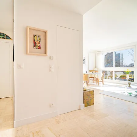 Lovely With View Paris