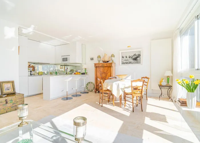 Lovely With View Appartement